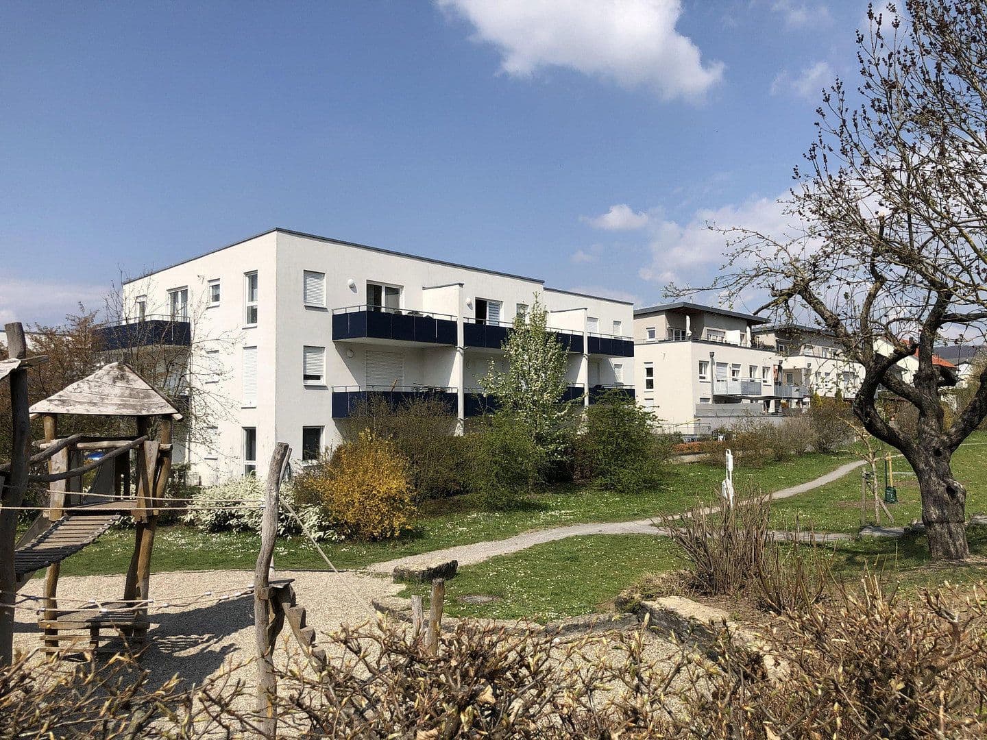 Pronájem bytu 3+1 80 m², Herdweg 2, Erlenbach, Bádensko-Württembersko Pronájem bytu 3+1 80 m², Herdweg 2, Erlenbach, Bádensko-Württembersko