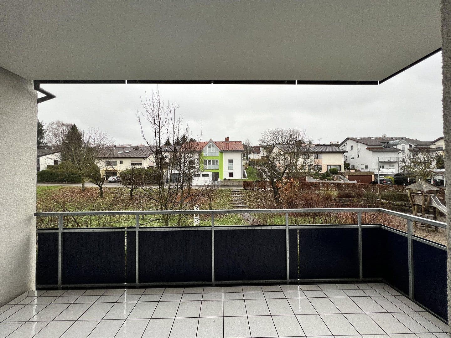 Pronájem bytu 3+1 80 m², Herdweg 2, Erlenbach, Bádensko-Württembersko Pronájem bytu 3+1 80 m², Herdweg 2, Erlenbach, Bádensko-Württembersko