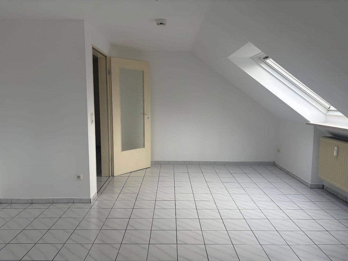 Pronájem bytu 1+1 43 m², Augsburg, Bavorsko Pronájem bytu 1+1 43 m², Augsburg, Bavorsko