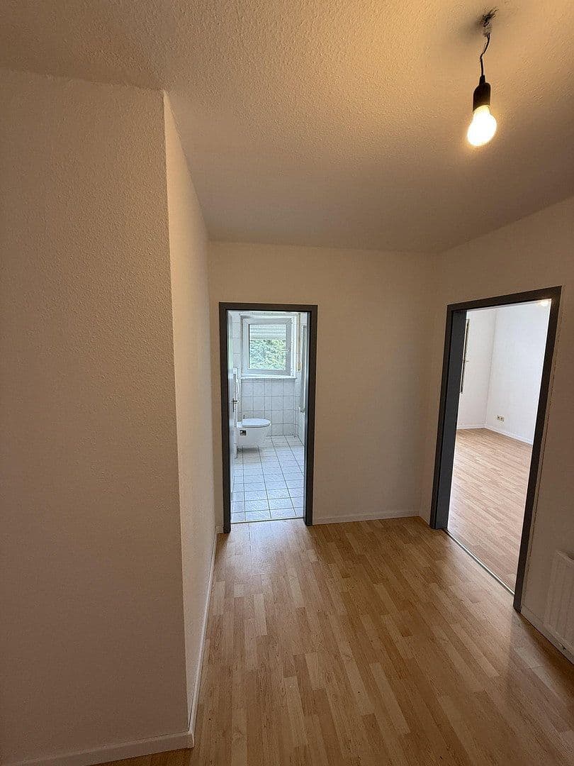 Pronájem bytu 2+1 68 m², Prinzregentenstraße 39, Ludwigshafen am Rhein, Porýní-Falc Pronájem bytu 2+1 68 m², Prinzregentenstraße 39, Ludwigshafen am Rhein, Porýní-Falc