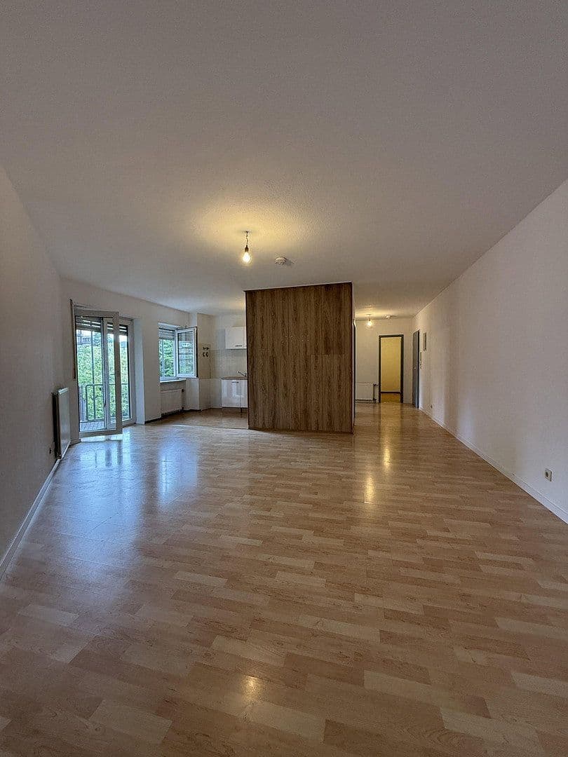 Pronájem bytu 2+1 68 m², Prinzregentenstraße 39, Ludwigshafen am Rhein, Porýní-Falc Pronájem bytu 2+1 68 m², Prinzregentenstraße 39, Ludwigshafen am Rhein, Porýní-Falc