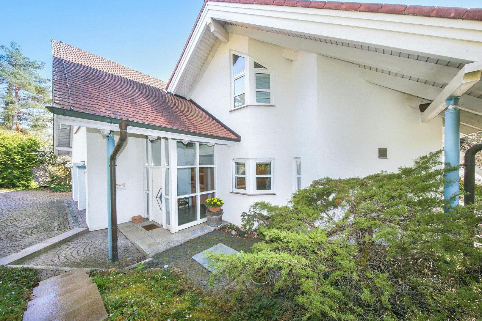 Prodej domu 357 m², pozemek 1.448 m², Grafenau, Bádensko-Württembersko Prodej domu 357 m², pozemek 1.448 m², Grafenau, Bádensko-Württembersko