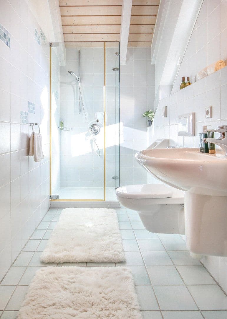 Prodej domu 357 m², pozemek 1.448 m², Grafenau, Bádensko-Württembersko Prodej domu 357 m², pozemek 1.448 m², Grafenau, Bádensko-Württembersko