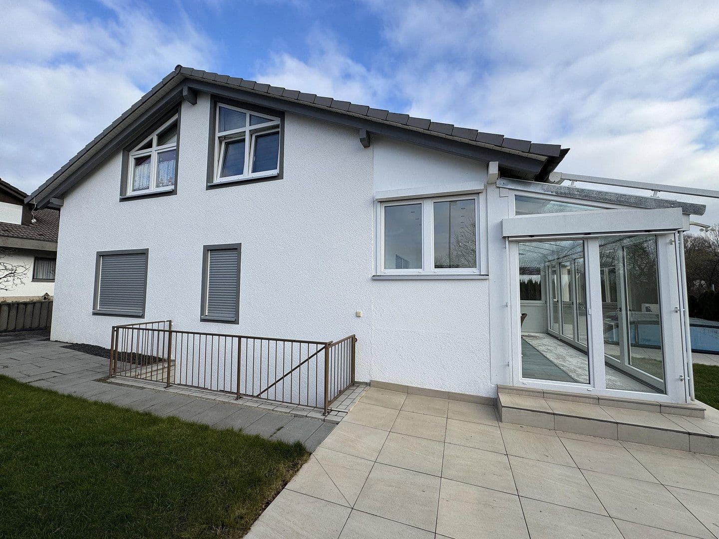 Prodej domu 234 m², pozemek 573 m², Weilheim, Bádensko-Württembersko Prodej domu 234 m², pozemek 573 m², Weilheim, Bádensko-Württembersko