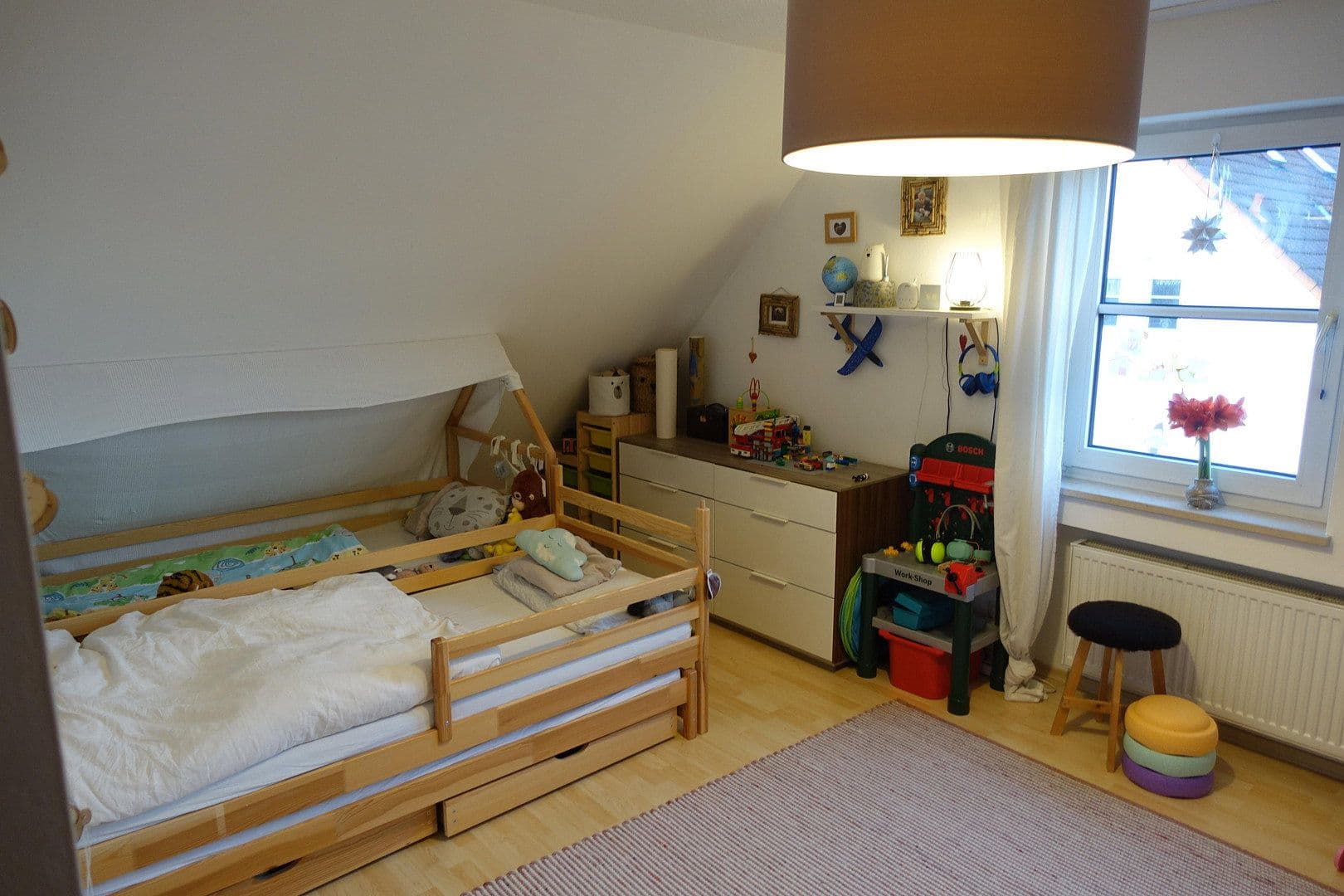 Pronájem bytu 3+1 83 m², Baumzeil 7, Bubenreuth, Bavorsko Pronájem bytu 3+1 83 m², Baumzeil 7, Bubenreuth, Bavorsko