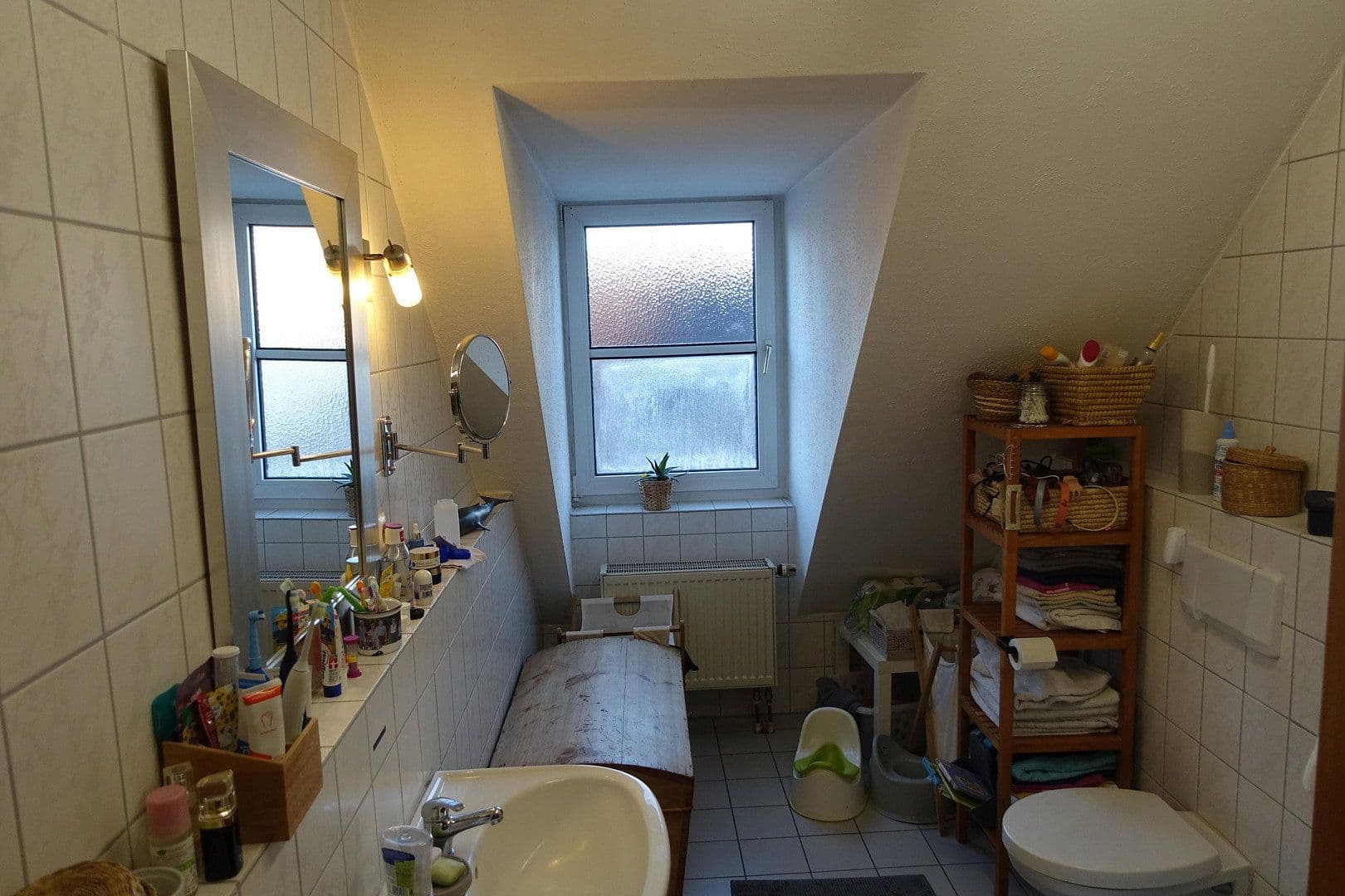 Pronájem bytu 3+1 83 m², Baumzeil 7, Bubenreuth, Bavorsko Pronájem bytu 3+1 83 m², Baumzeil 7, Bubenreuth, Bavorsko