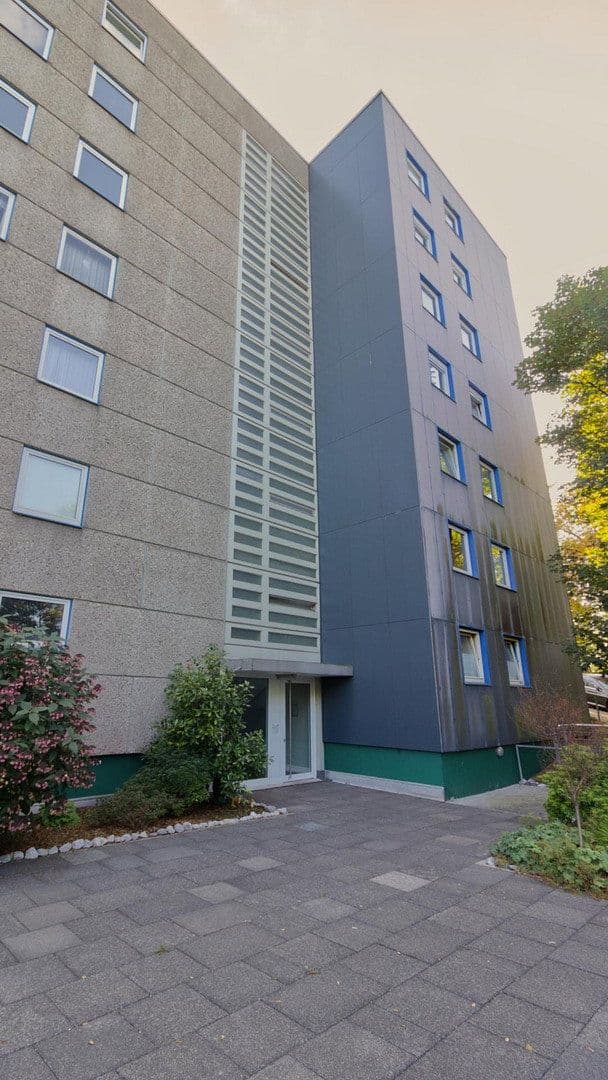 Pronájem bytu 2+1 80 m², Im Johannistal 13, Wuppertal, Severní Porýní-Vestfálsko Pronájem bytu 2+1 80 m², Im Johannistal 13, Wuppertal, Severní Porýní-Vestfálsko