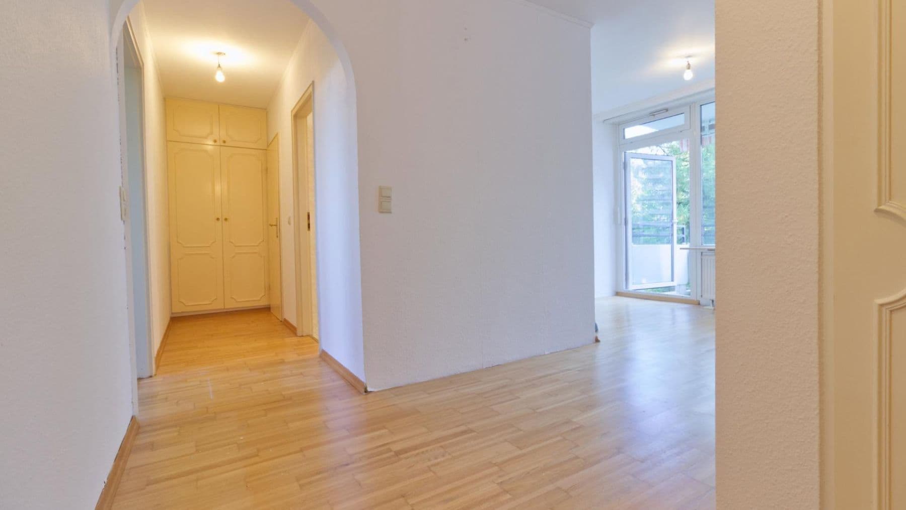 Pronájem bytu 2+1 80 m², Im Johannistal 13, Wuppertal, Severní Porýní-Vestfálsko Pronájem bytu 2+1 80 m², Im Johannistal 13, Wuppertal, Severní Porýní-Vestfálsko