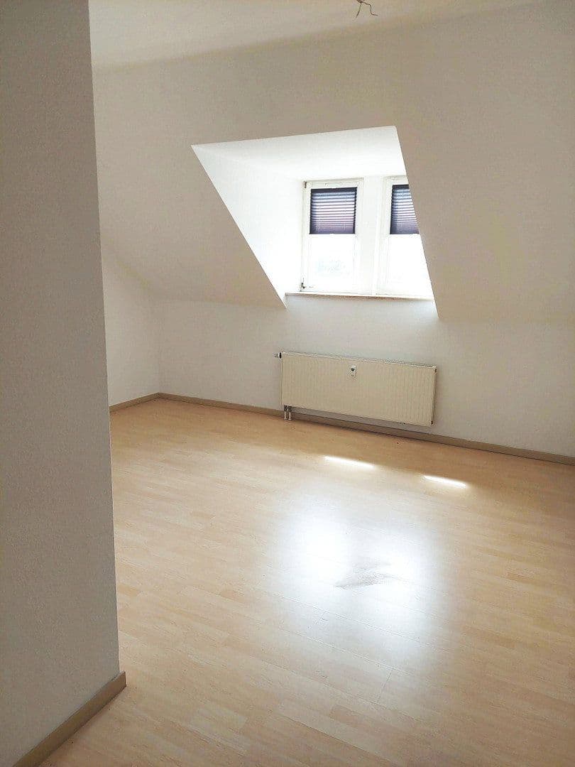 Pronájem bytu 2+1 62 m², Conrad Clauß Straße 20, Hohenstein-Ernstthal, Sasko Pronájem bytu 2+1 62 m², Conrad Clauß Straße 20, Hohenstein-Ernstthal, Sasko
