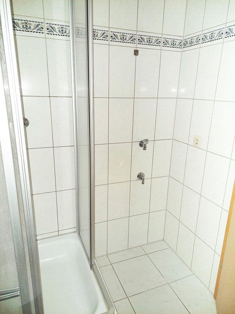 Pronájem bytu 2+1 62 m², Conrad Clauß Straße 20, Hohenstein-Ernstthal, Sasko Pronájem bytu 2+1 62 m², Conrad Clauß Straße 20, Hohenstein-Ernstthal, Sasko