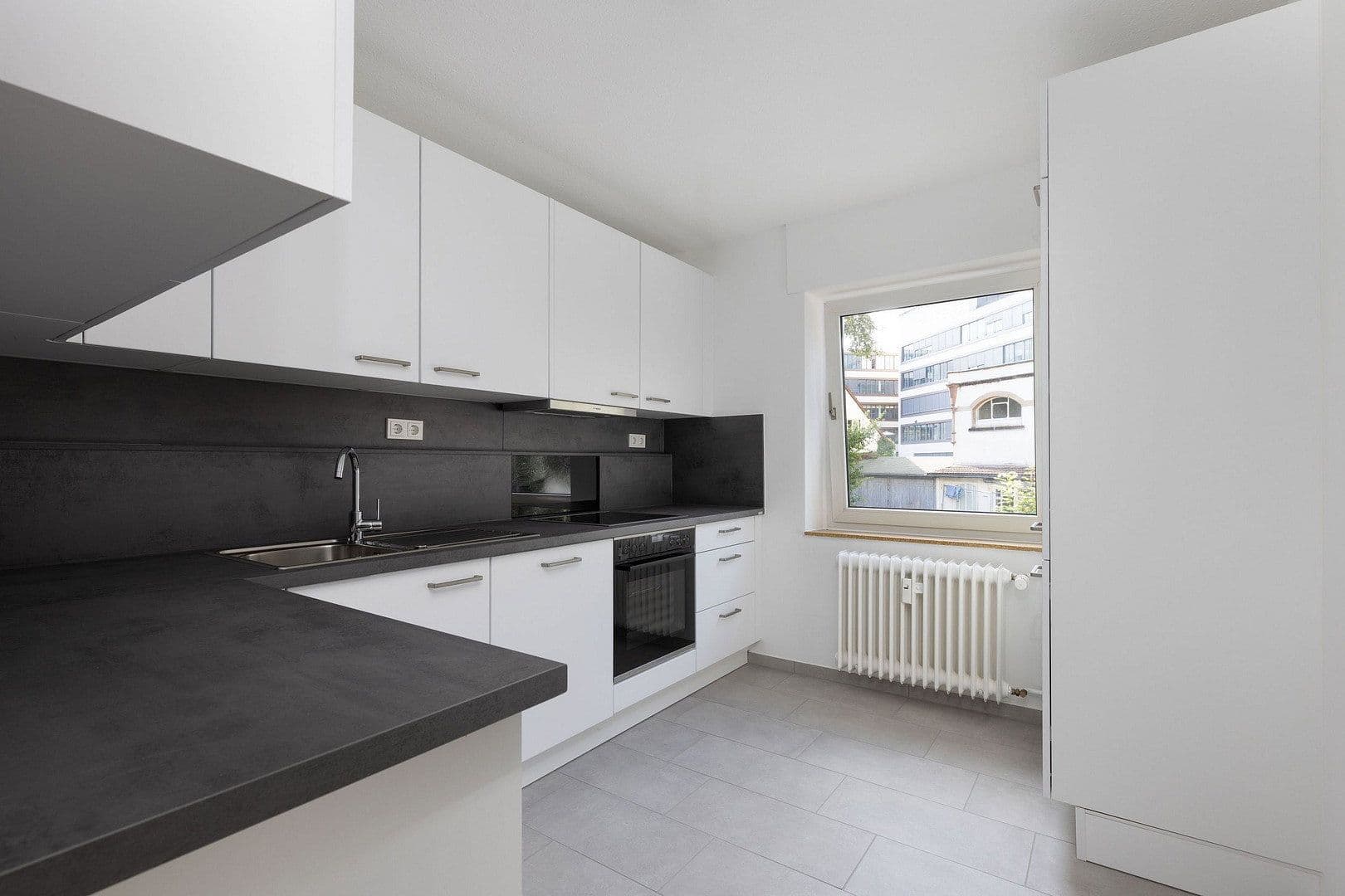 Pronájem bytu 2+1 65 m², Roonstr. 10, Gießen, Hessen Pronájem bytu 2+1 65 m², Roonstr. 10, Gießen, Hessen