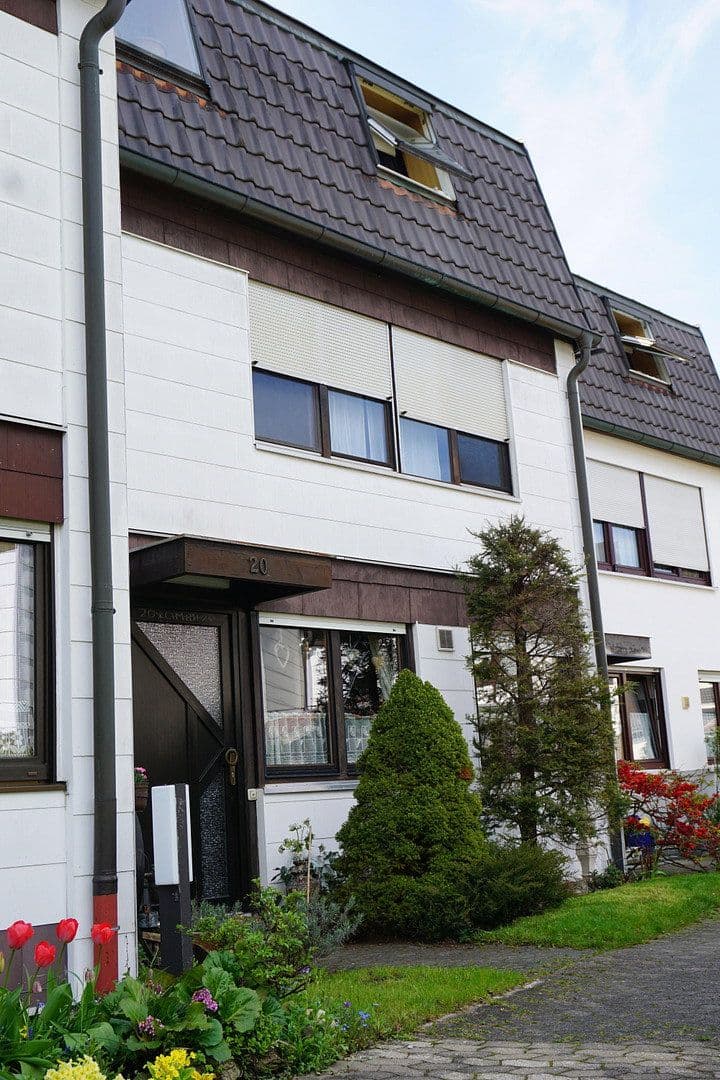 Prodej domu 132 m², pozemek 218 m², Unterschleißheim, Bavorsko Prodej domu 132 m², pozemek 218 m², Unterschleißheim, Bavorsko