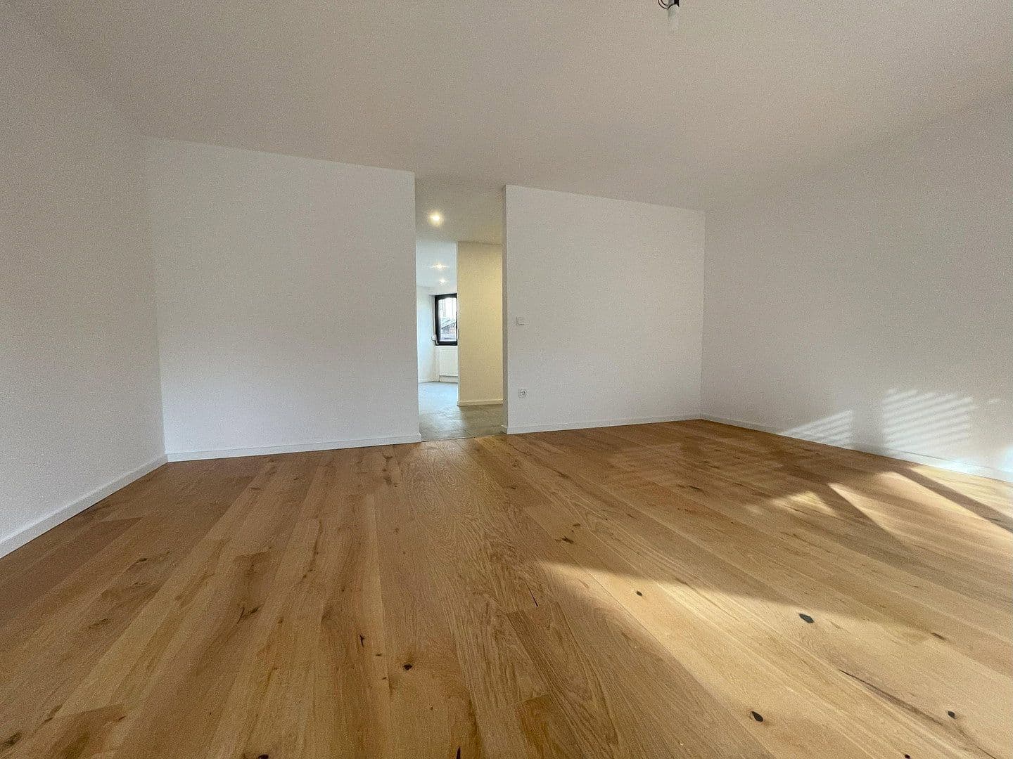 Prodej domu 132 m², pozemek 218 m², Unterschleißheim, Bavorsko Prodej domu 132 m², pozemek 218 m², Unterschleißheim, Bavorsko
