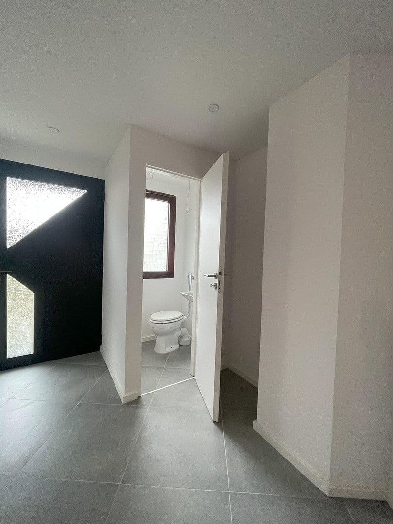 Prodej domu 132 m², pozemek 218 m², Unterschleißheim, Bavorsko Prodej domu 132 m², pozemek 218 m², Unterschleißheim, Bavorsko