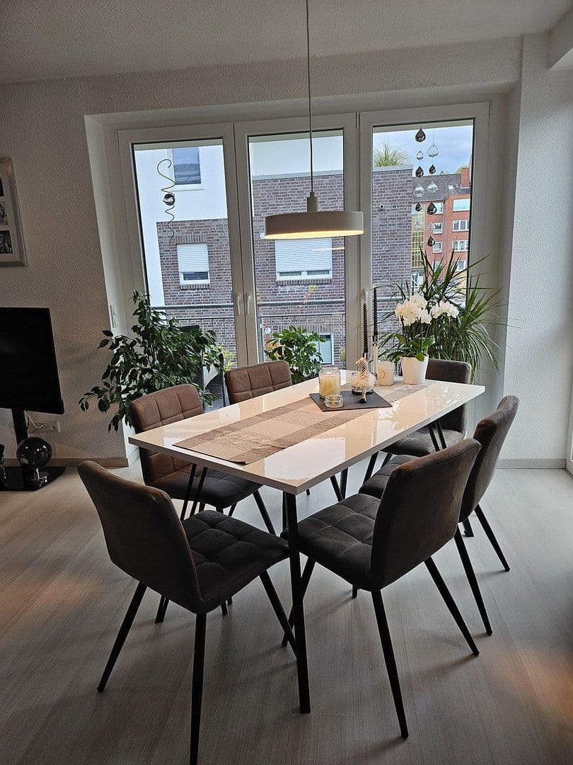 Pronájem bytu 3+1 83 m², Wilhelmshaven, Dolní Sasko Pronájem bytu 3+1 83 m², Wilhelmshaven, Dolní Sasko