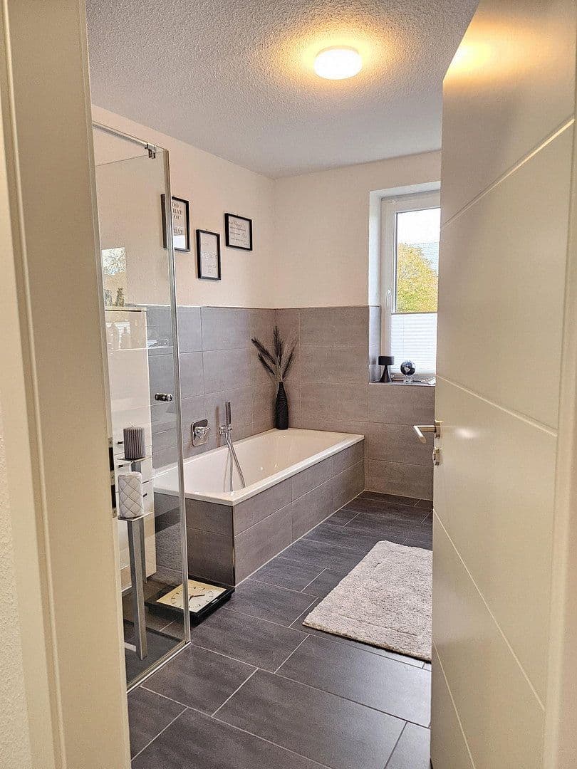 Pronájem bytu 3+1 83 m², Wilhelmshaven, Dolní Sasko Pronájem bytu 3+1 83 m², Wilhelmshaven, Dolní Sasko