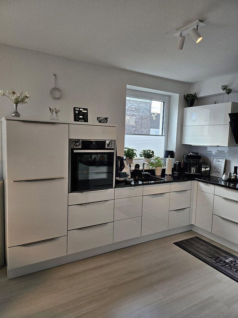 Pronájem bytu 3+1 83 m², Wilhelmshaven, Dolní Sasko Pronájem bytu 3+1 83 m², Wilhelmshaven, Dolní Sasko