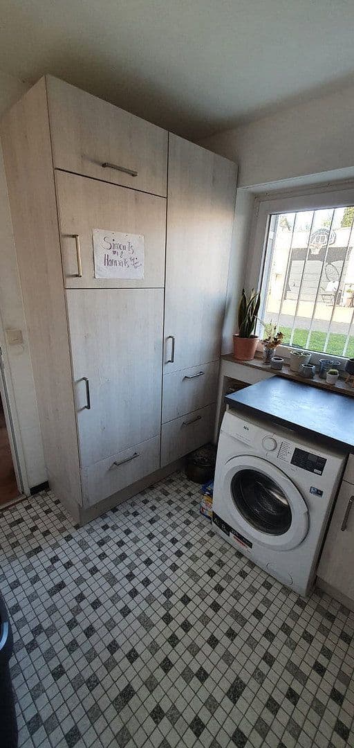 Pronájem bytu 3+1 59 m², Tannenbergstrasse 58, Ravensburg, Bádensko-Württembersko Pronájem bytu 3+1 59 m², Tannenbergstrasse 58, Ravensburg, Bádensko-Württembersko