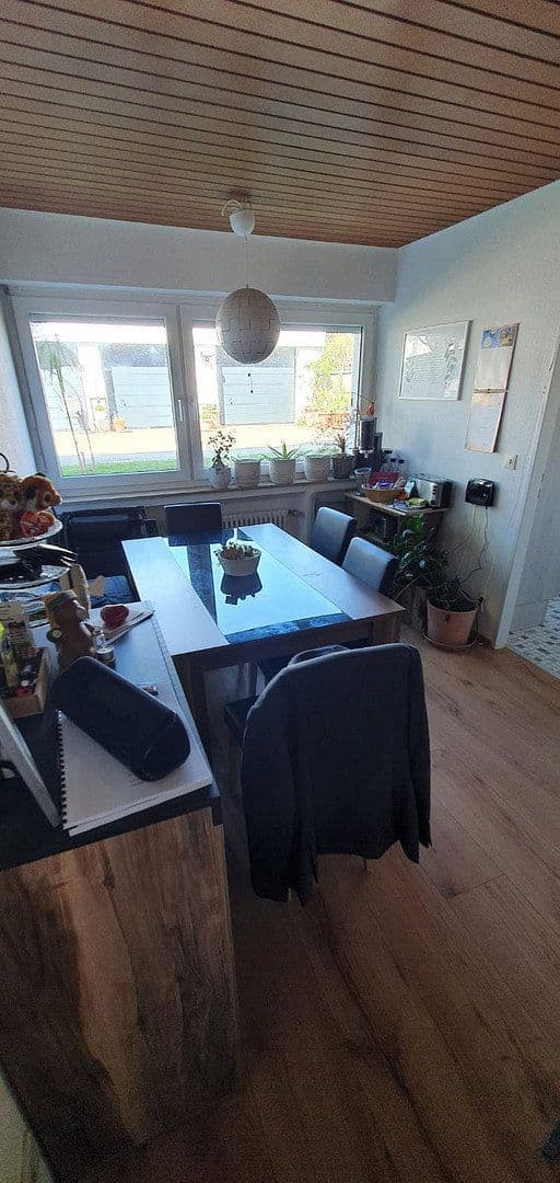 Pronájem bytu 3+1 59 m², Tannenbergstrasse 58, Ravensburg, Bádensko-Württembersko Pronájem bytu 3+1 59 m², Tannenbergstrasse 58, Ravensburg, Bádensko-Württembersko