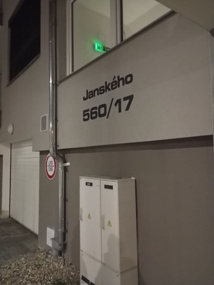 Pronájem bytu 2+kk 59 m², Janského, Olomouc, Olomoucký kraj Pronájem bytu 2+kk 59 m², Janského, Olomouc, Olomoucký kraj