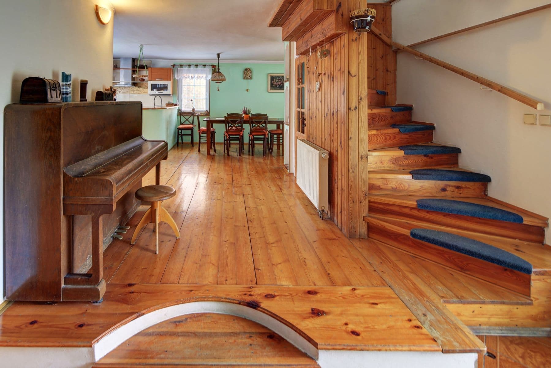 Prodej domu 268 m², pozemek 465 m², Čechova, Žlutice, Karlovarský kraj Prodej domu 268 m², pozemek 465 m², Čechova, Žlutice, Karlovarský kraj