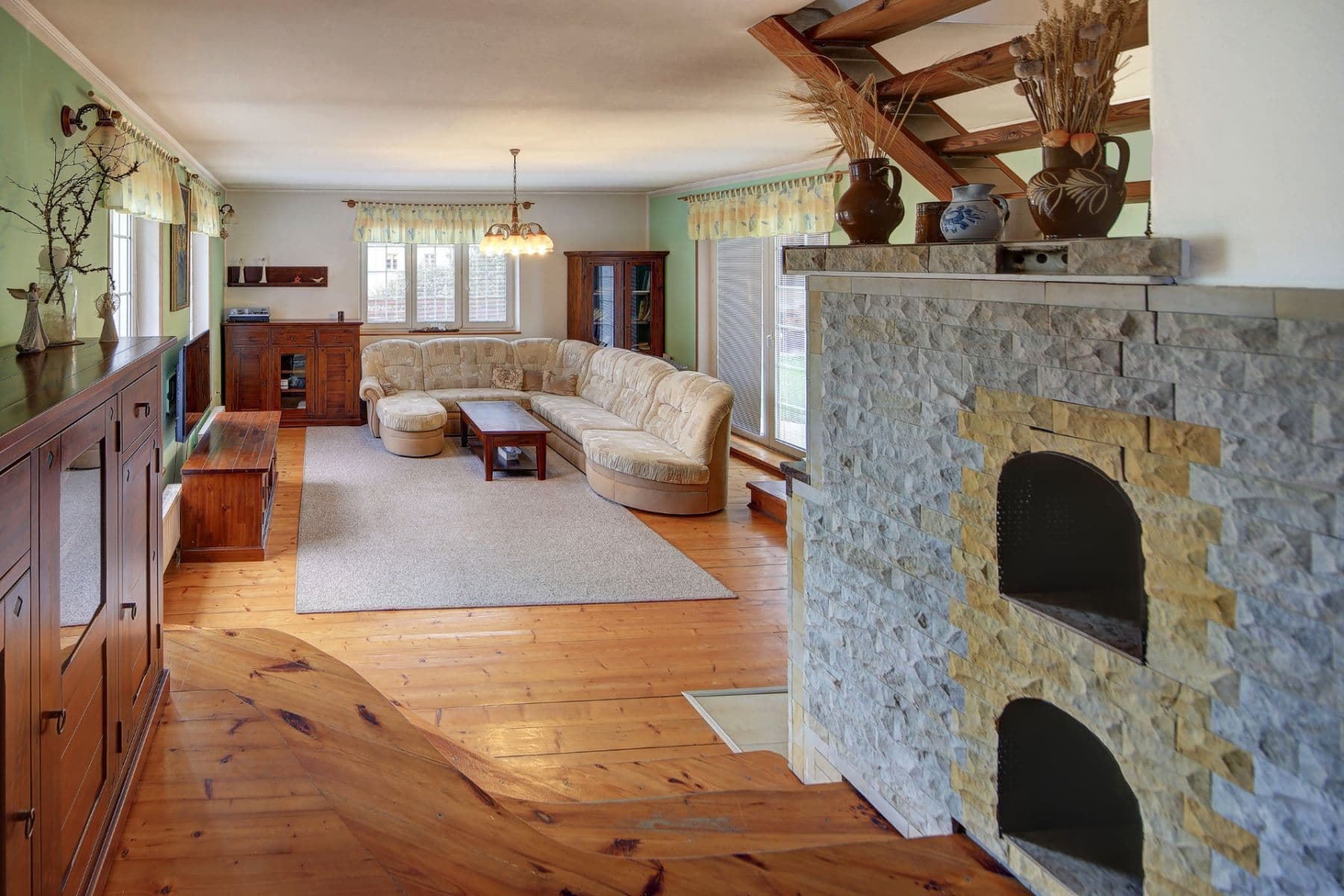 Prodej domu 268 m², pozemek 465 m², Čechova, Žlutice, Karlovarský kraj Prodej domu 268 m², pozemek 465 m², Čechova, Žlutice, Karlovarský kraj