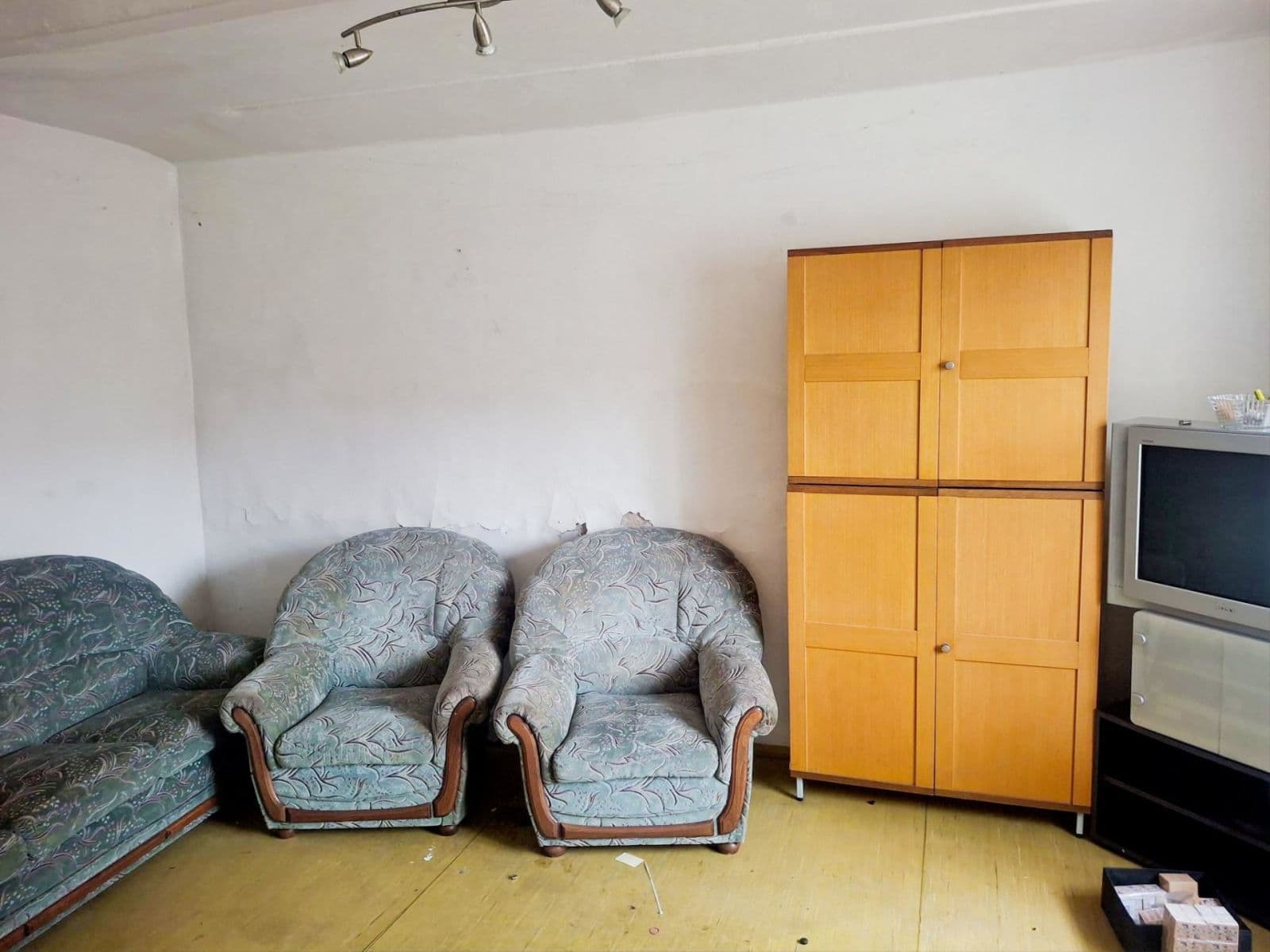 Prodej domu 120 m², pozemek 345 m², Rudé armády, Kosoř, Středočeský kraj Prodej domu 120 m², pozemek 345 m², Rudé armády, Kosoř, Středočeský kraj