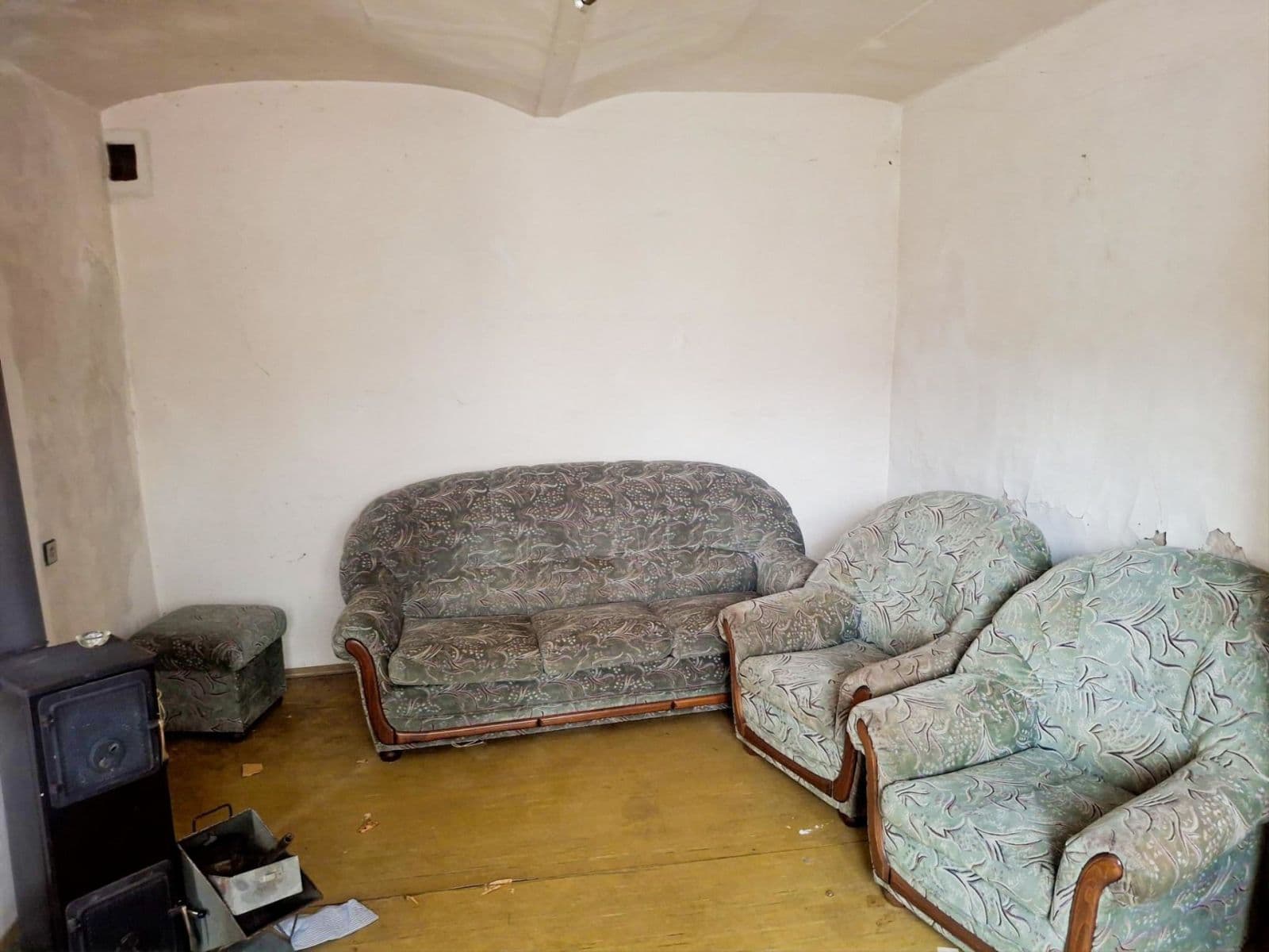 Prodej domu 120 m², pozemek 345 m², Rudé armády, Kosoř, Středočeský kraj Prodej domu 120 m², pozemek 345 m², Rudé armády, Kosoř, Středočeský kraj