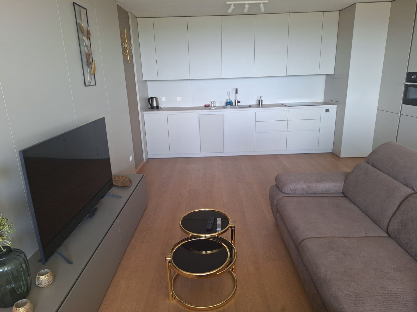 Pronájem bytu 2+1 72 m², Majerníkova, Karlova Ves, Bratislavský kraj Pronájem bytu 2+1 72 m², Majerníkova, Karlova Ves, Bratislavský kraj