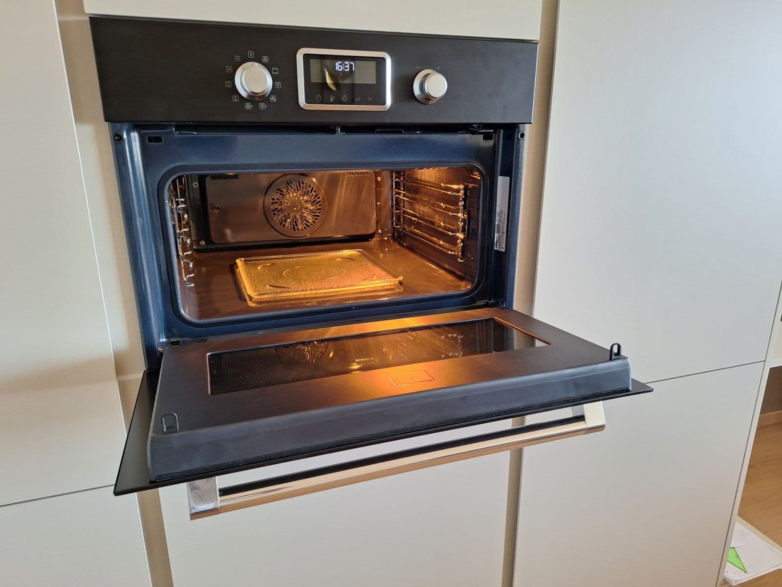 Pronájem bytu 2+1 72 m², Majerníkova, Karlova Ves, Bratislavský kraj Pronájem bytu 2+1 72 m², Majerníkova, Karlova Ves, Bratislavský kraj