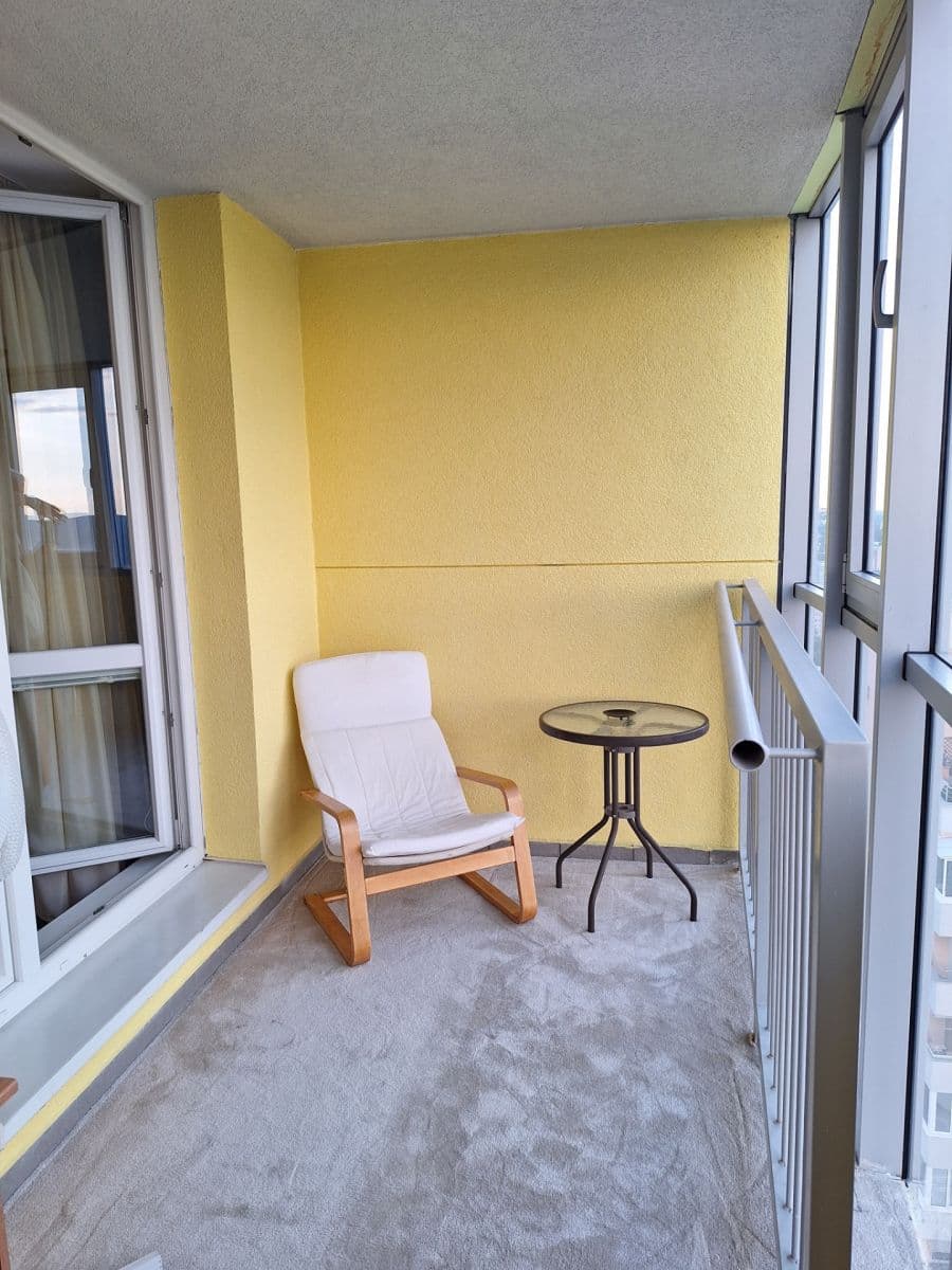 Pronájem bytu 2+1 72 m², Majerníkova, Karlova Ves, Bratislavský kraj Pronájem bytu 2+1 72 m², Majerníkova, Karlova Ves, Bratislavský kraj