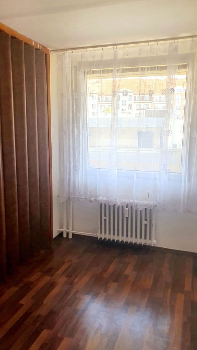 Pronájem bytu 2+kk 45 m², Nad Ohradou, Praha, Praha Pronájem bytu 2+kk 45 m², Nad Ohradou, Praha, Praha