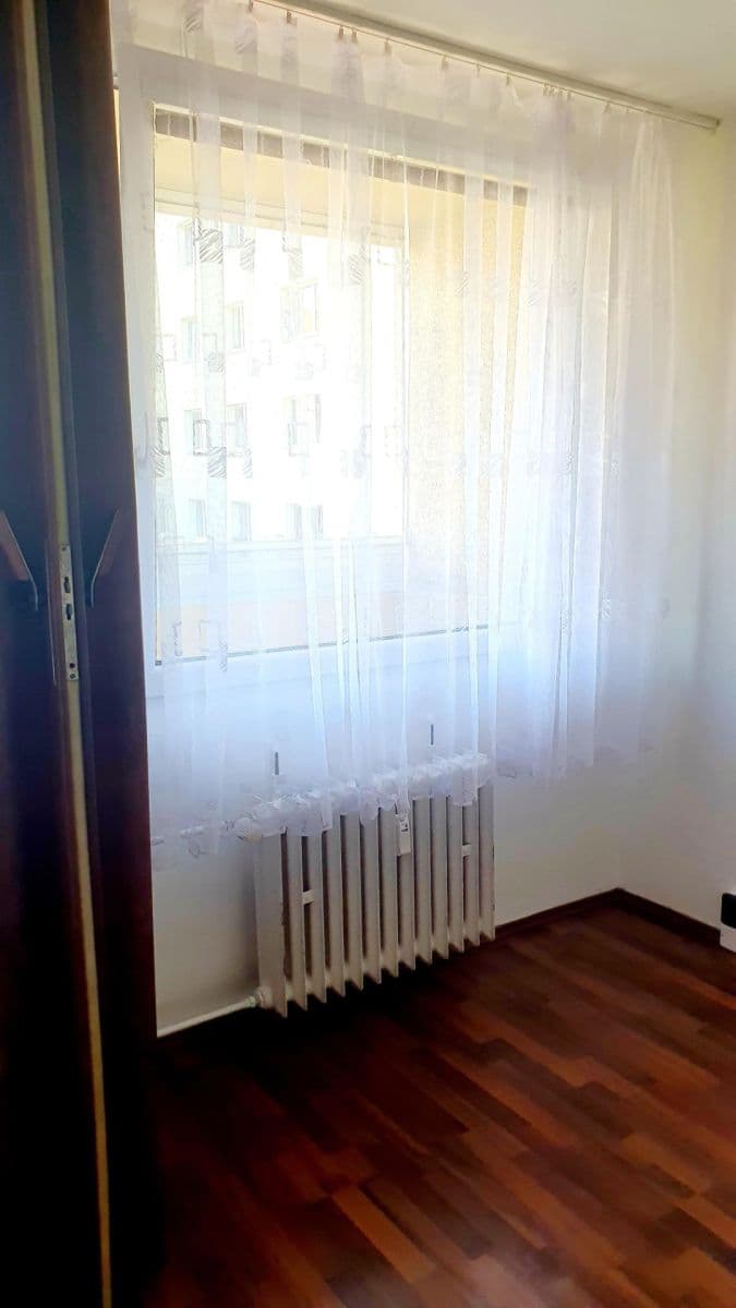 Pronájem bytu 2+kk 45 m², Nad Ohradou, Praha, Praha Pronájem bytu 2+kk 45 m², Nad Ohradou, Praha, Praha