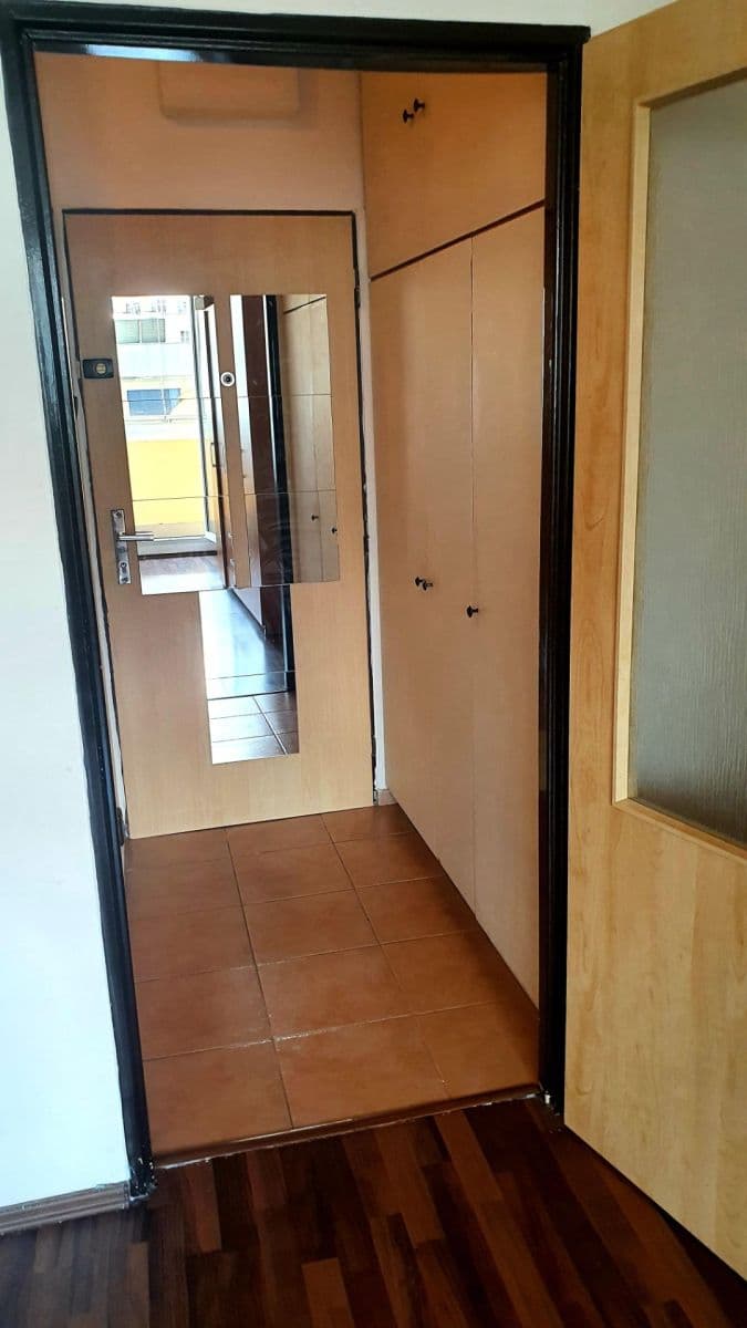 Pronájem bytu 2+kk 45 m², Nad Ohradou, Praha, Praha Pronájem bytu 2+kk 45 m², Nad Ohradou, Praha, Praha