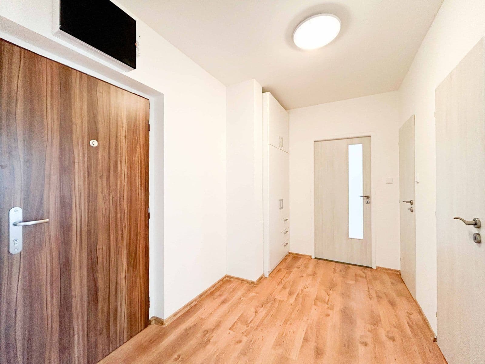 Pronájem bytu 2+1 54 m², Na Petřinách, Praha, Praha Pronájem bytu 2+1 54 m², Na Petřinách, Praha, Praha