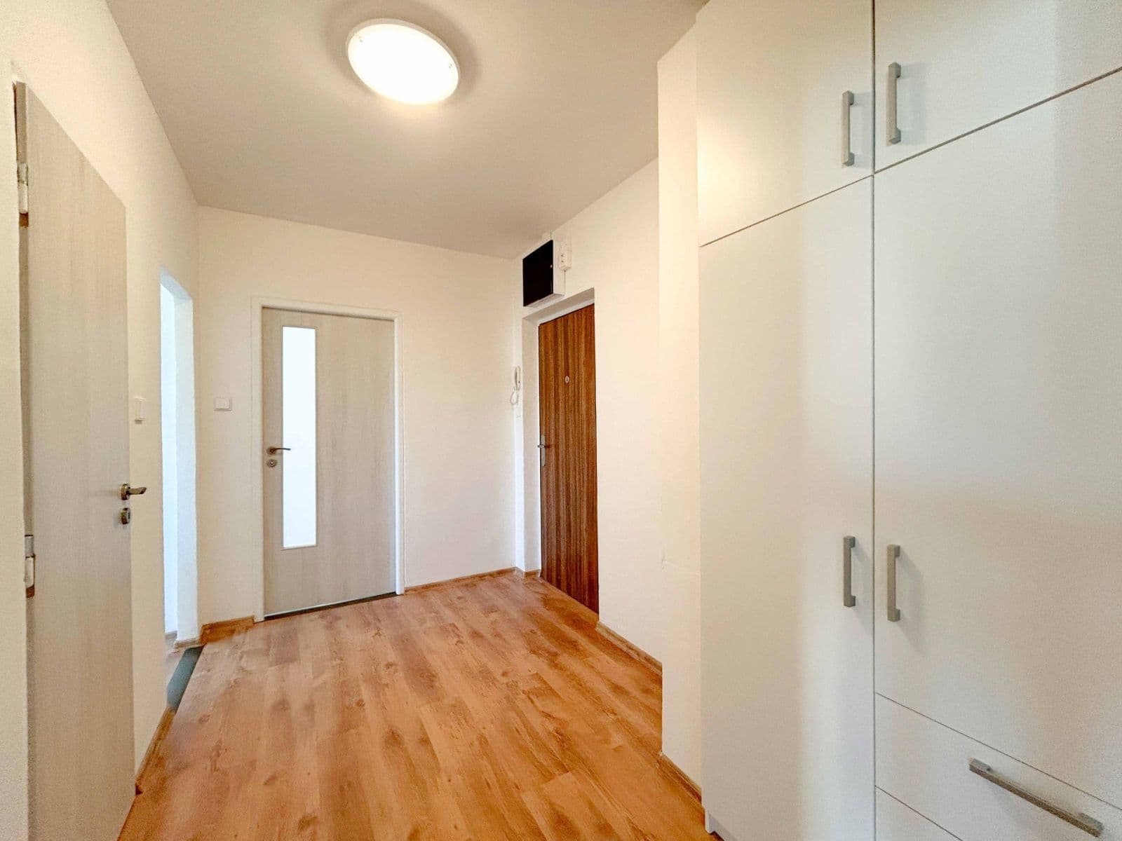 Pronájem bytu 2+1 54 m², Na Petřinách, Praha, Praha Pronájem bytu 2+1 54 m², Na Petřinách, Praha, Praha