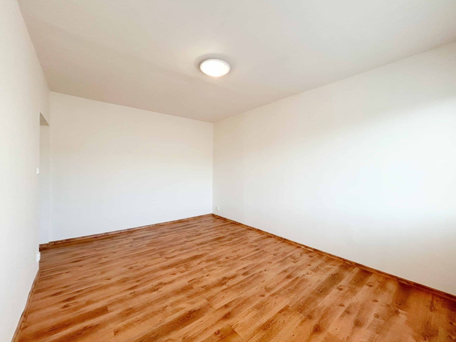 Pronájem bytu 2+1 54 m², Na Petřinách, Praha, Praha Pronájem bytu 2+1 54 m², Na Petřinách, Praha, Praha