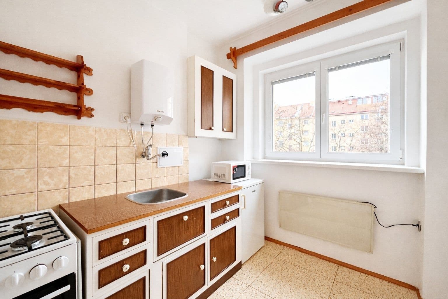 Pronájem bytu 1+1 33 m², Pod strojírnami, Praha, Praha Pronájem bytu 1+1 33 m², Pod strojírnami, Praha, Praha