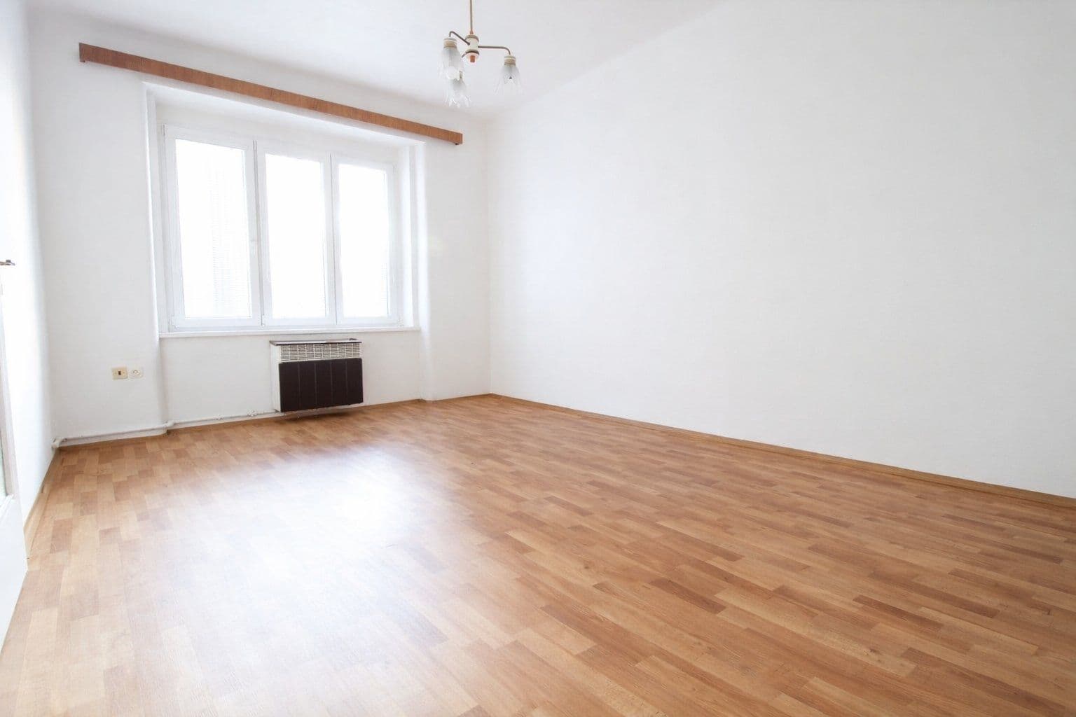 Pronájem bytu 2+kk 60 m², Argentinská, Praha, Praha Pronájem bytu 2+kk 60 m², Argentinská, Praha, Praha