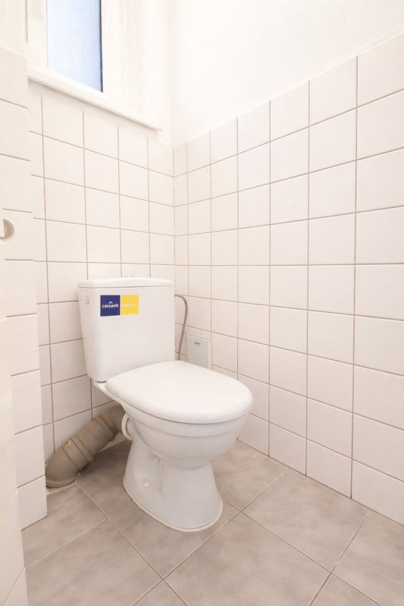 Pronájem bytu 2+kk 60 m², Argentinská, Praha, Praha Pronájem bytu 2+kk 60 m², Argentinská, Praha, Praha