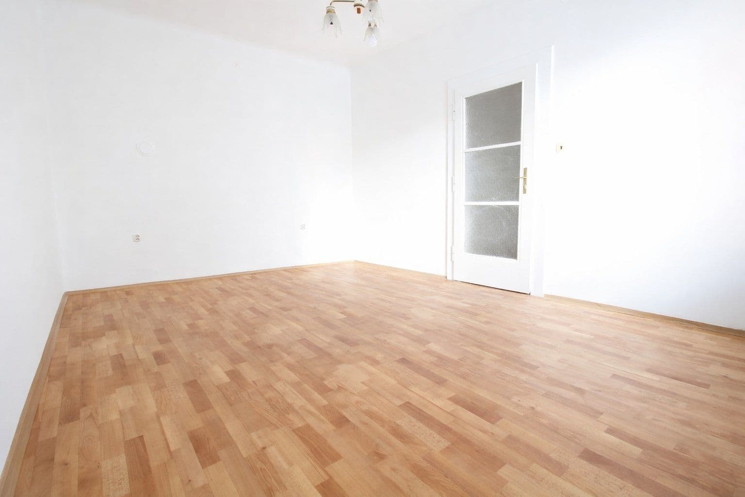 Pronájem bytu 2+kk 60 m², Argentinská, Praha, Praha Pronájem bytu 2+kk 60 m², Argentinská, Praha, Praha
