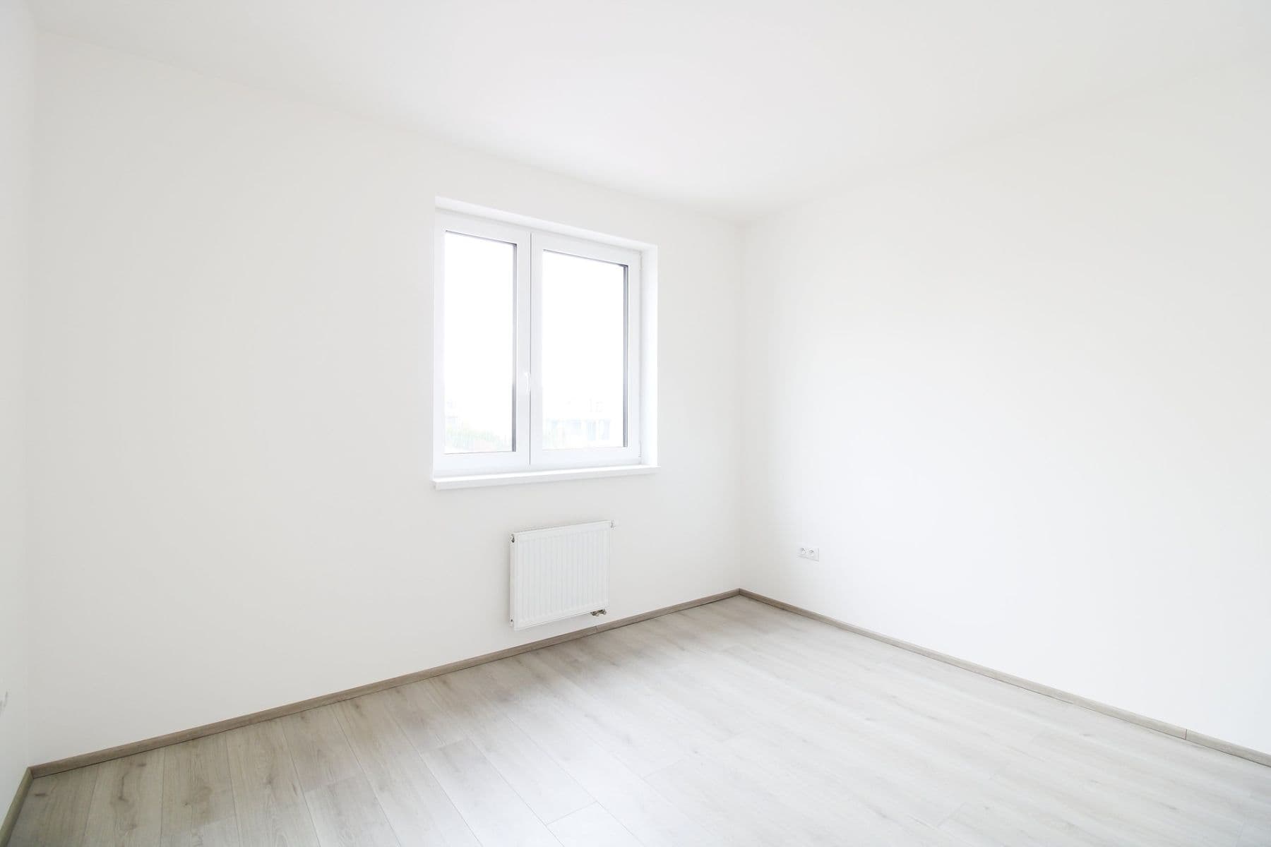 Pronájem bytu 2+kk 50 m², Štěpána Rautenstraucha, Kladno, Středočeský kraj Pronájem bytu 2+kk 50 m², Štěpána Rautenstraucha, Kladno, Středočeský kraj