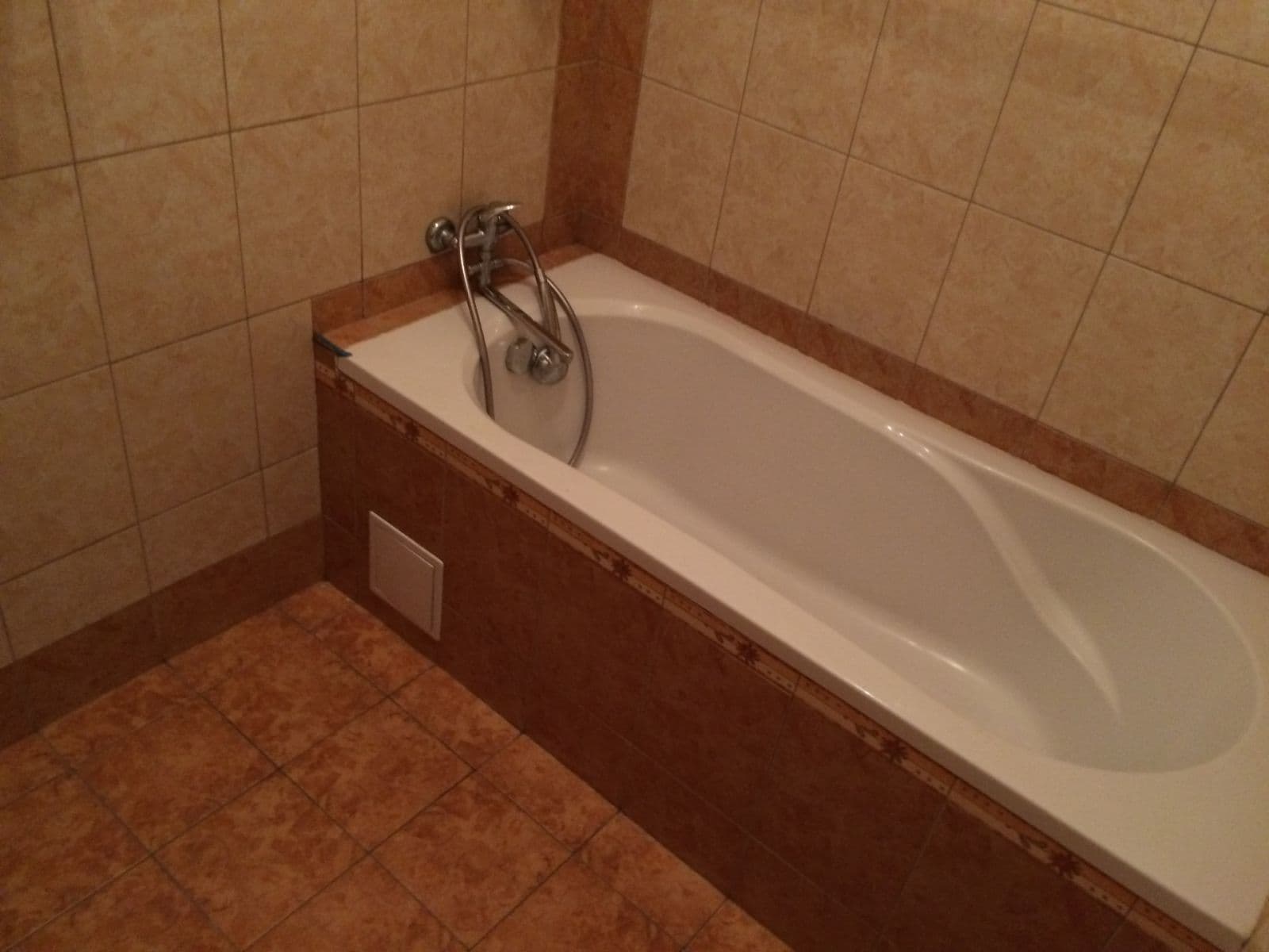 Pronájem bytu 3+1 84 m², Holečkova, Praha, Praha Pronájem bytu 3+1 84 m², Holečkova, Praha, Praha