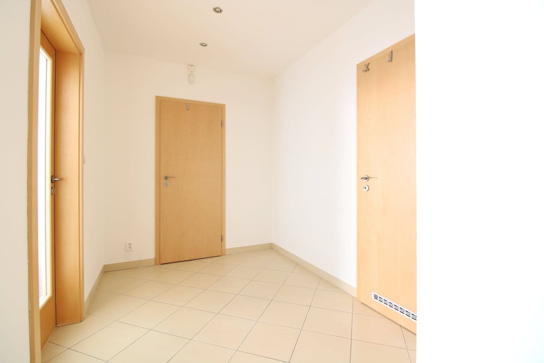 Pronájem bytu 1+kk 41 m², Nad Akcízem, Praha, Praha Pronájem bytu 1+kk 41 m², Nad Akcízem, Praha, Praha
