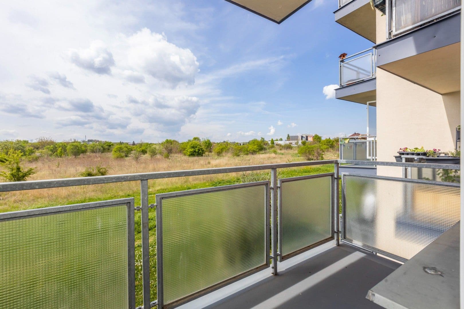 Pronájem bytu 1+kk 35 m², Najdrova, Roztoky, Středočeský kraj Pronájem bytu 1+kk 35 m², Najdrova, Roztoky, Středočeský kraj