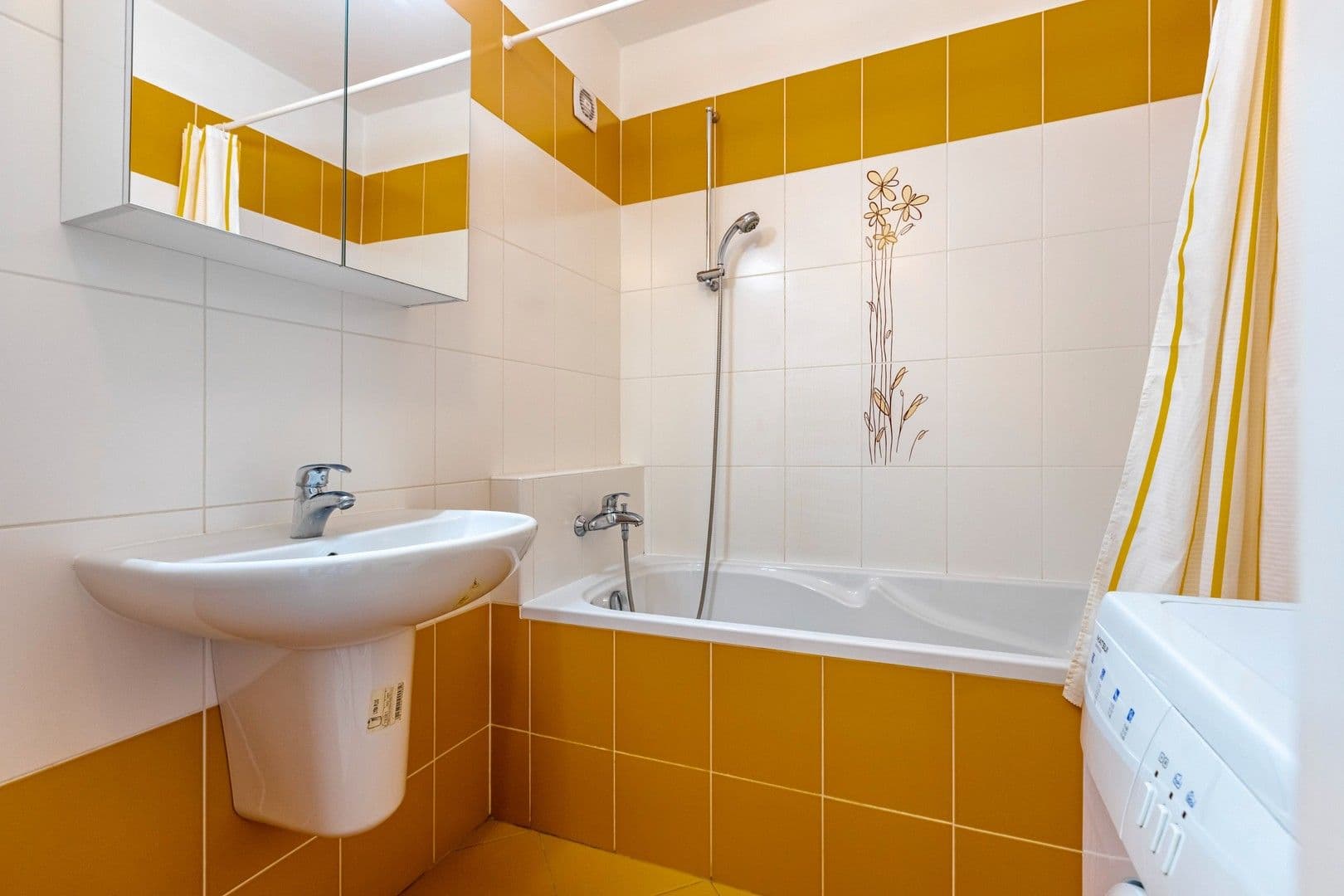 Pronájem bytu 3+1 75 m², Dědinova, Praha, Praha Pronájem bytu 3+1 75 m², Dědinova, Praha, Praha