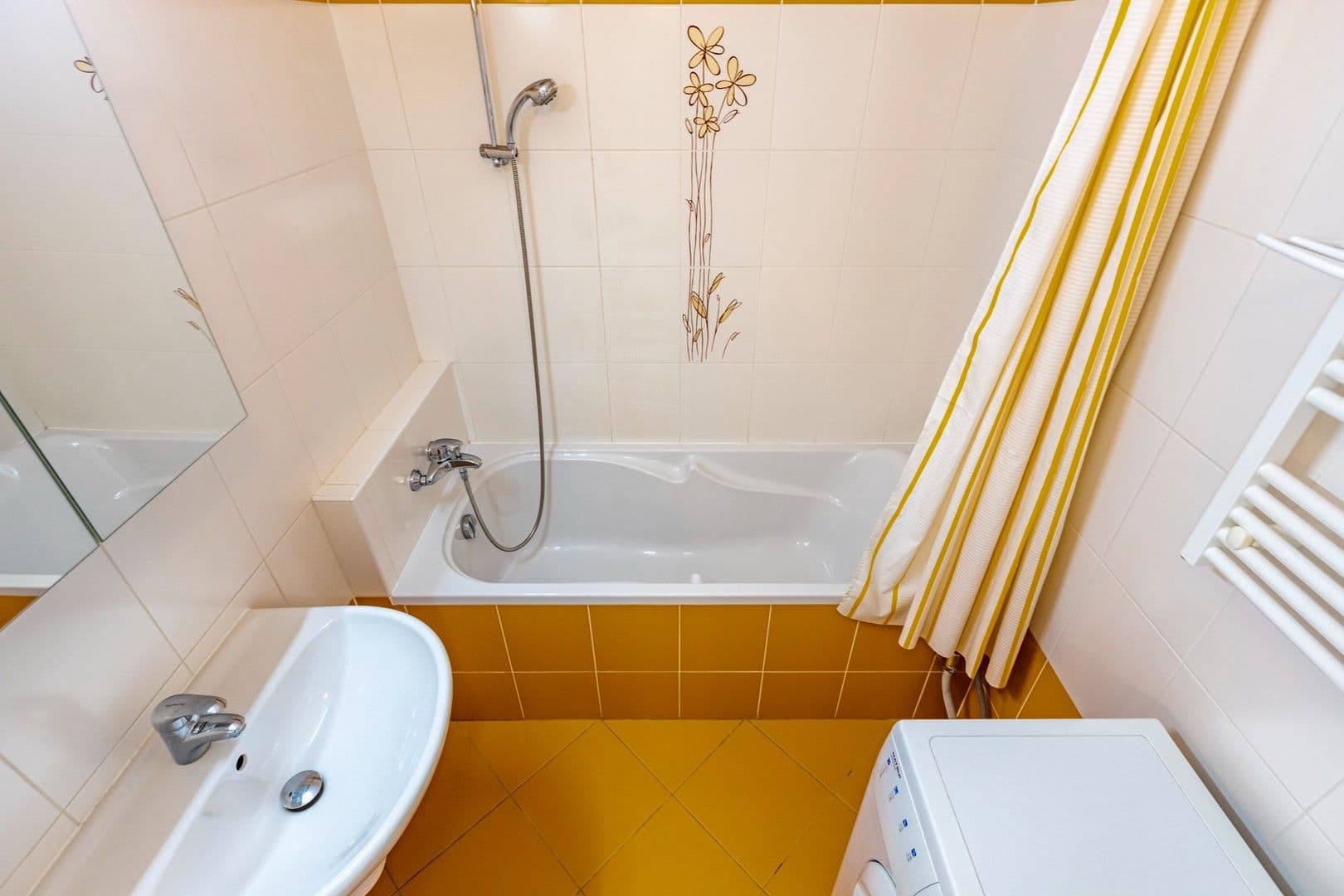 Pronájem bytu 3+1 75 m², Dědinova, Praha, Praha Pronájem bytu 3+1 75 m², Dědinova, Praha, Praha