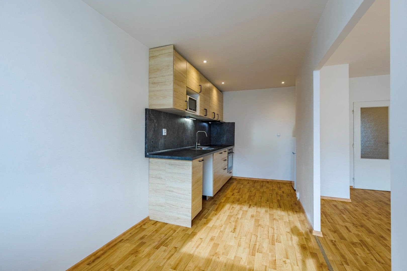 Pronájem bytu 3+1 75 m², Dědinova, Praha, Praha Pronájem bytu 3+1 75 m², Dědinova, Praha, Praha
