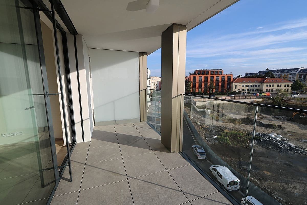 Pronájem bytu 1+kk 43 m², Šrámkové, Praha, Praha Pronájem bytu 1+kk 43 m², Šrámkové, Praha, Praha