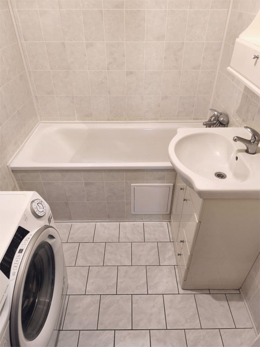 Pronájem bytu 3+kk 65 m², Nad Lesním divadlem, Praha, Praha Pronájem bytu 3+kk 65 m², Nad Lesním divadlem, Praha, Praha